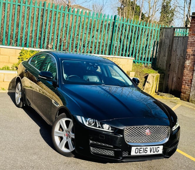 Jaguar Xe