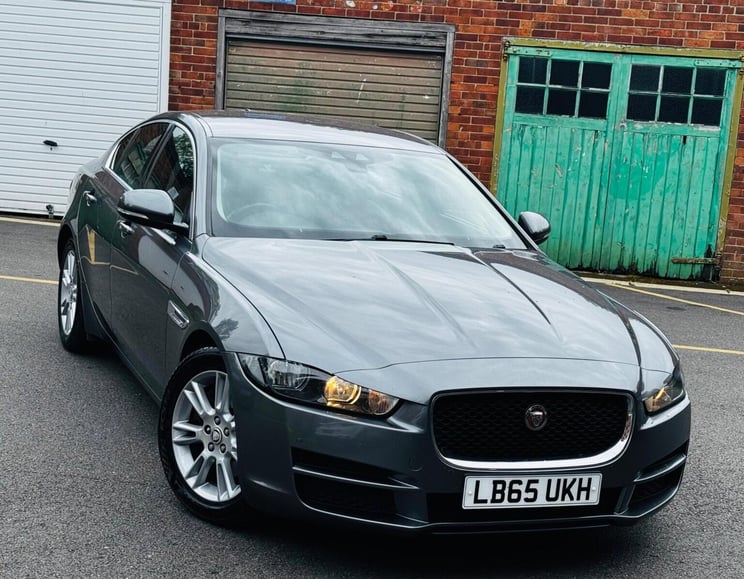 Jaguar Xe