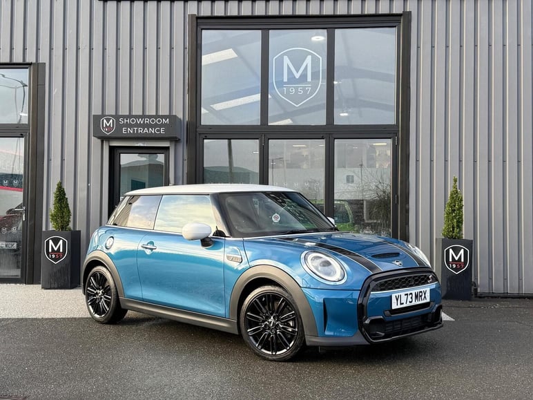 Mini Hatchback