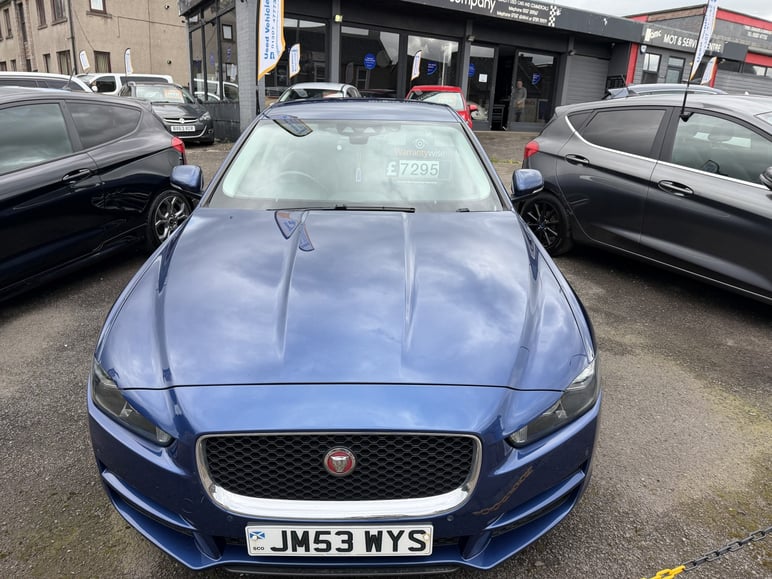 Jaguar Xe