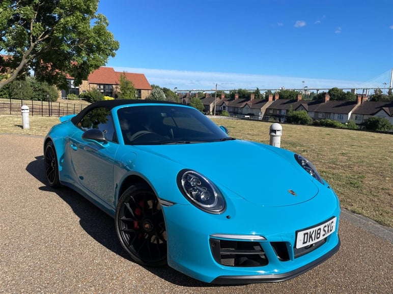 Porsche 911