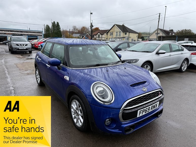 Mini Hatchback