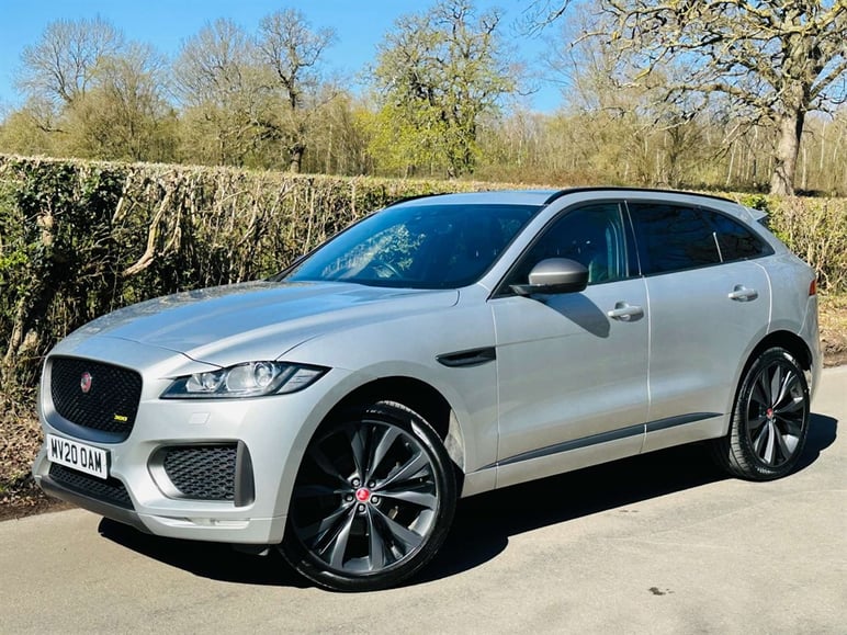 Jaguar F-Pace