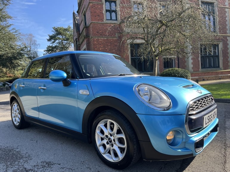 Mini Hatchback