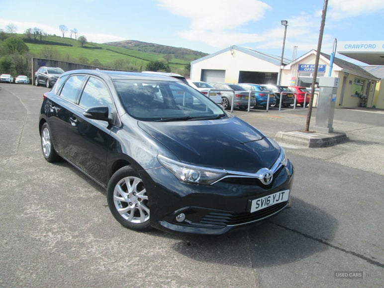 Toyota Auris