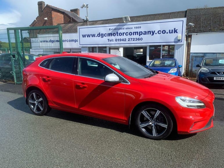 Volvo V40