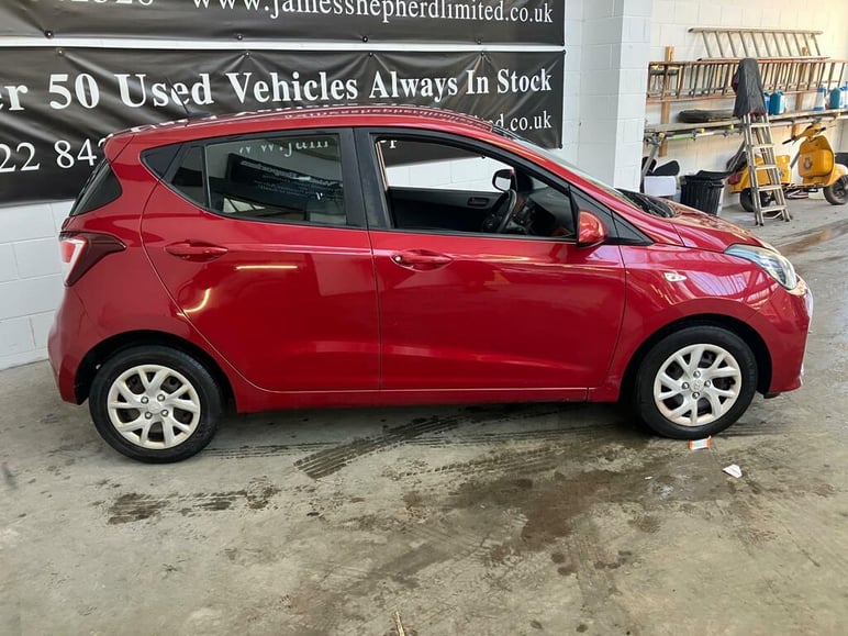Hyundai I10