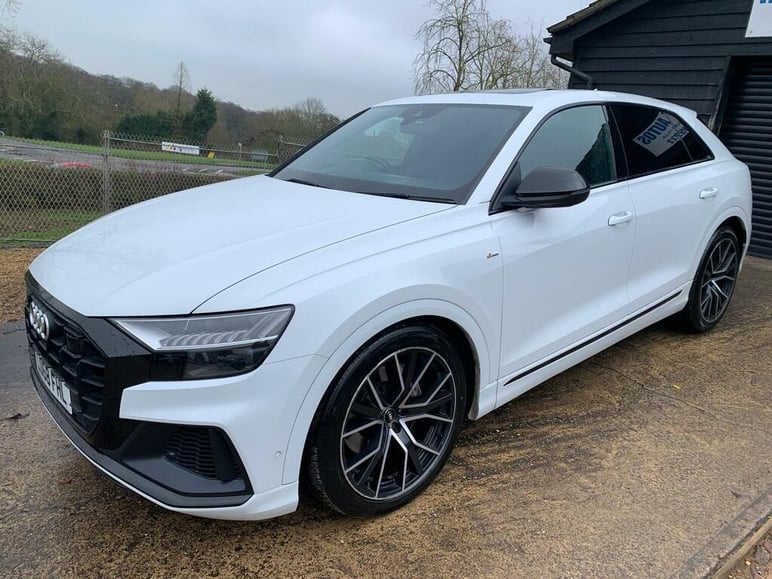 Audi Q8