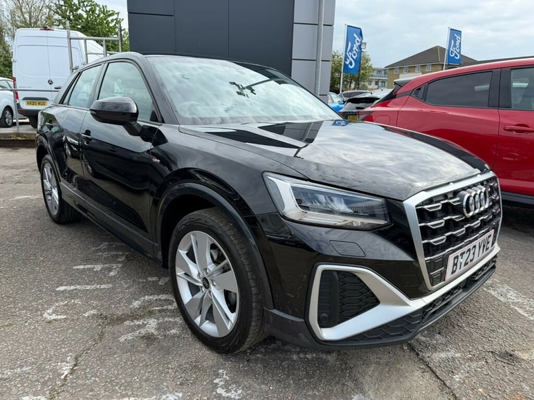 Audi Q2