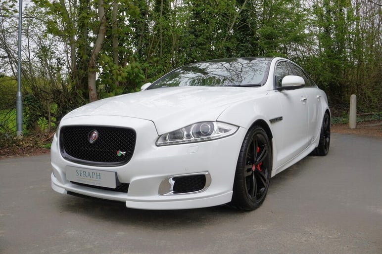 Jaguar Xj
