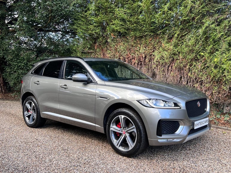 Jaguar F-Pace