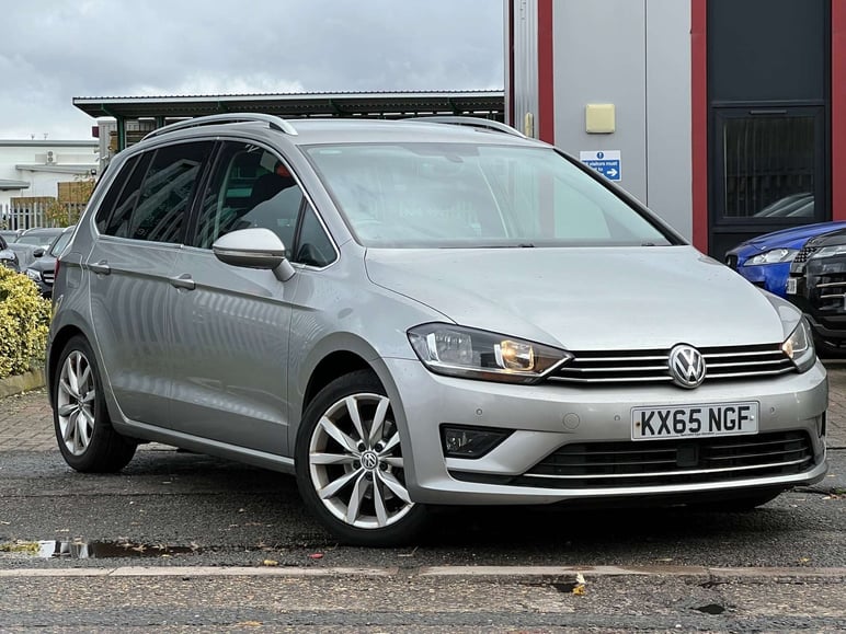 Volkswagen Golf Sv