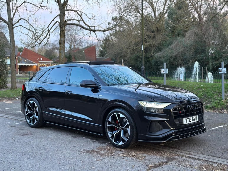 Audi Q8