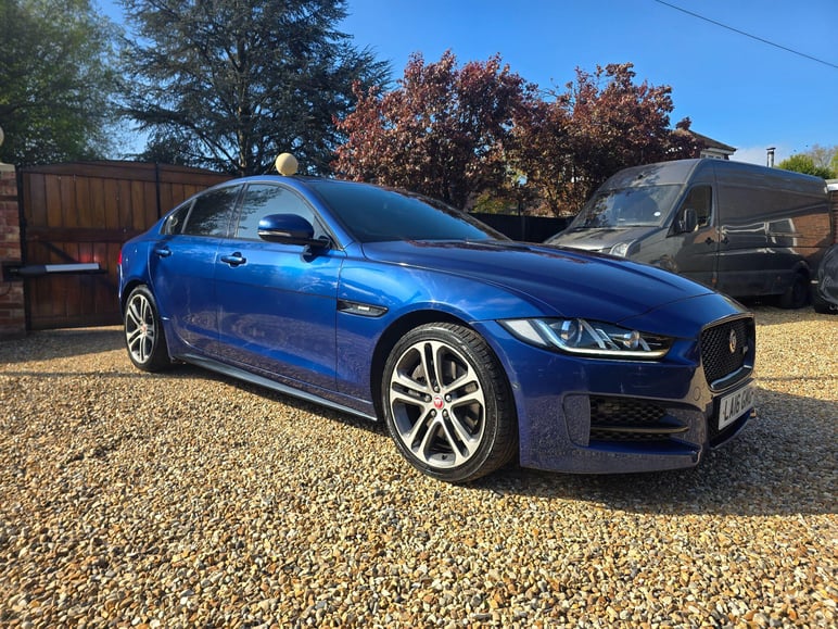 Jaguar Xe