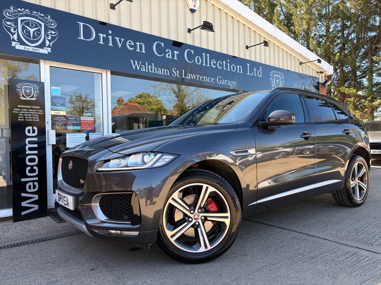 Jaguar F-Pace