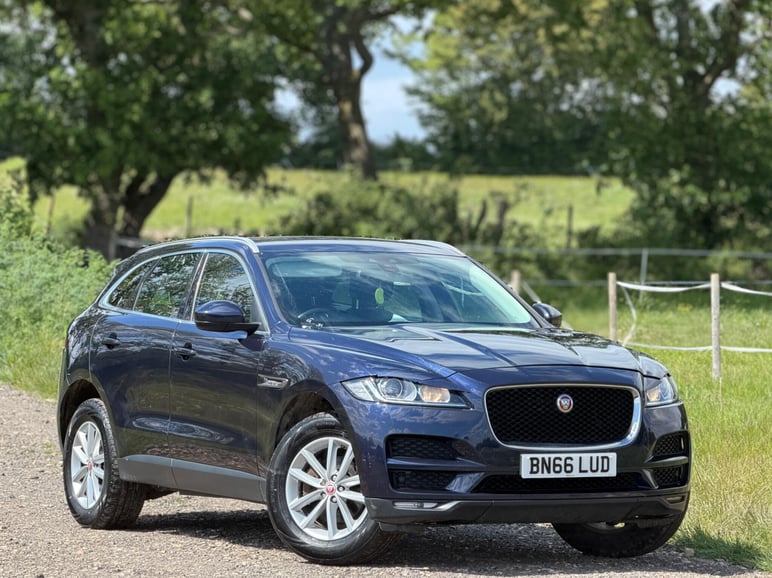 Jaguar F-Pace