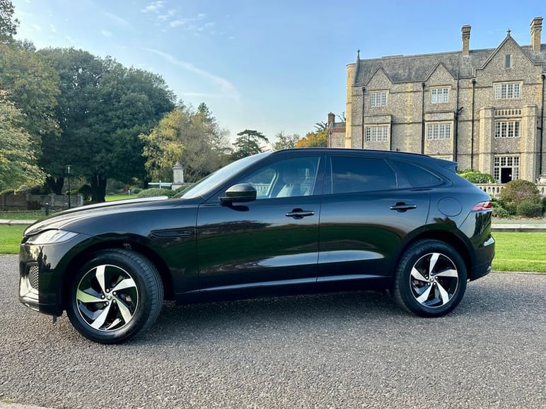 Jaguar F-Pace
