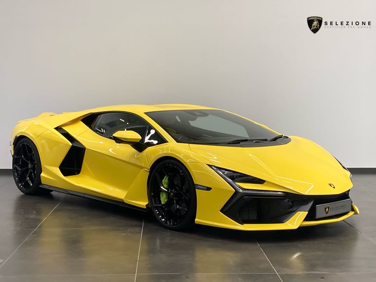 Lamborghini Revuelto