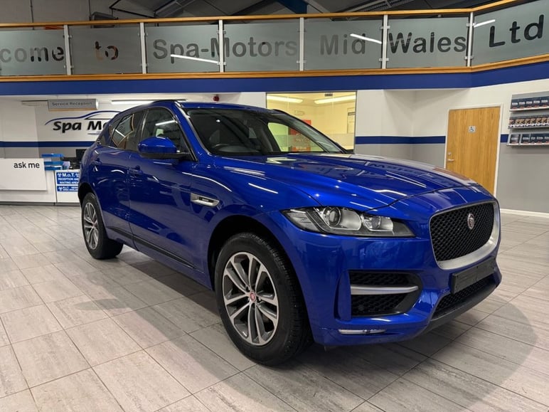 Jaguar F-Pace