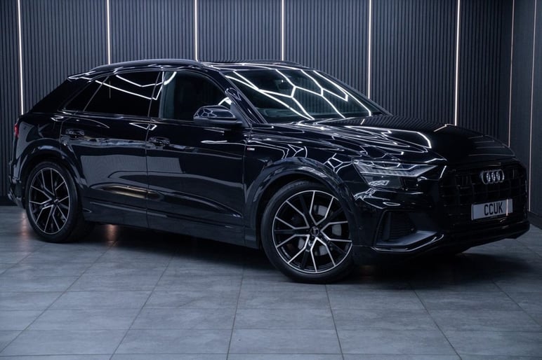 Audi Q8