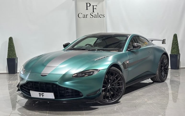 Aston Martin Vantage