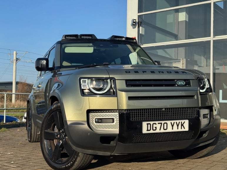 Land Rover Defender
