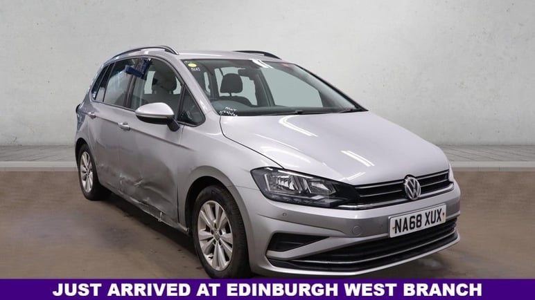 Volkswagen Golf Sv