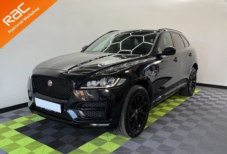 Jaguar F-Pace