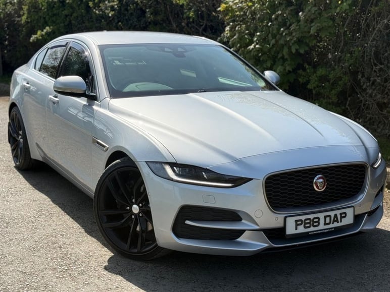 Jaguar Xe