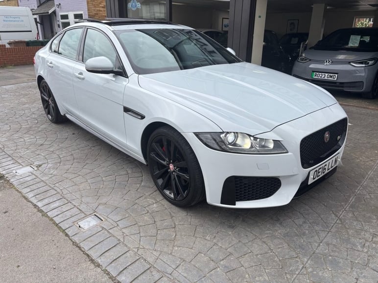 Jaguar Xf
