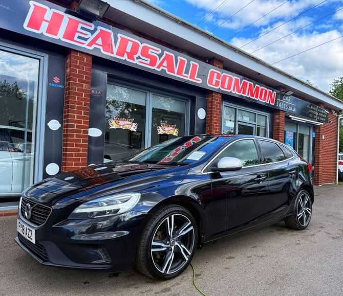 Volvo V40