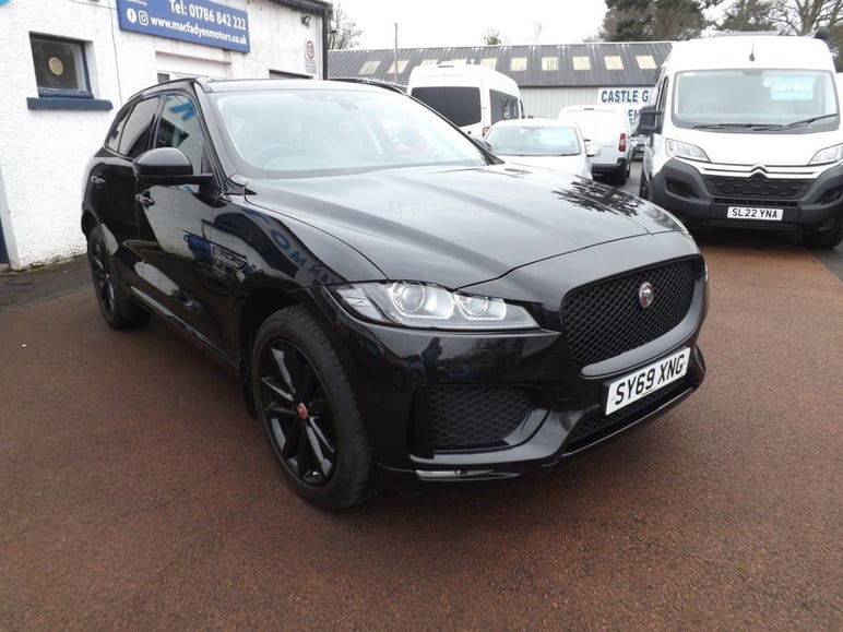 Jaguar F-Pace