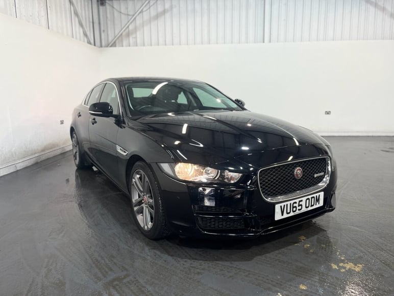 Jaguar Xe