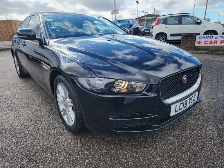 Jaguar Xe