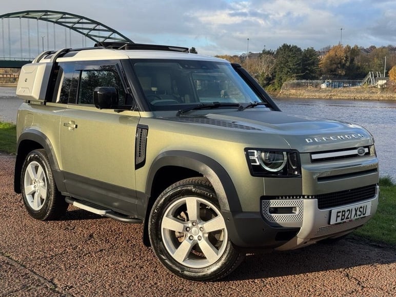 Land Rover Defender