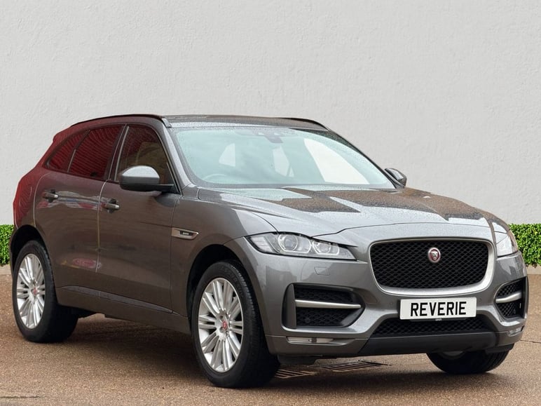 Jaguar F-Pace