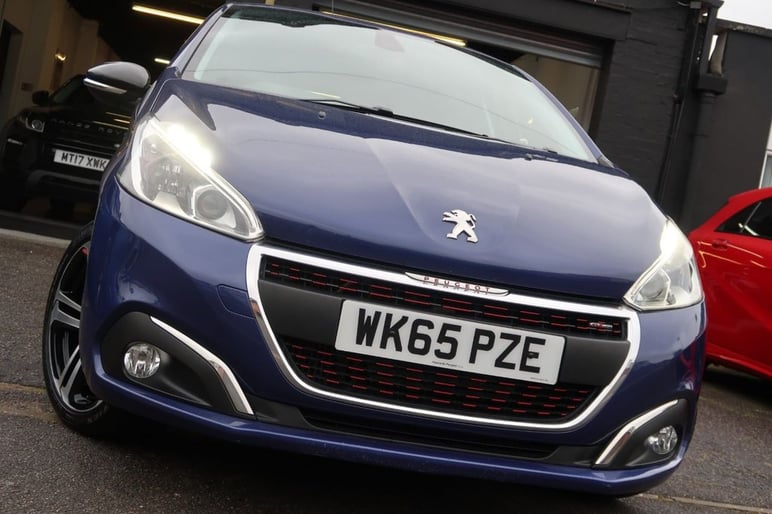 Peugeot 208