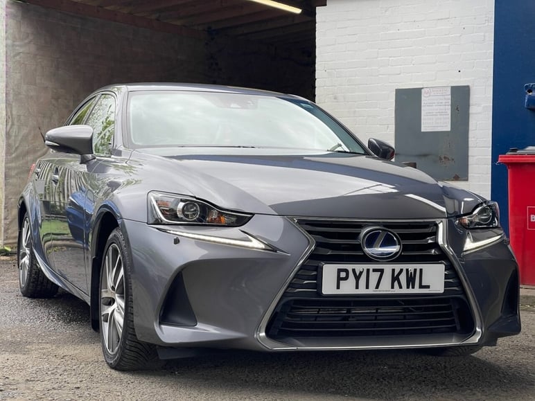 Lexus Is