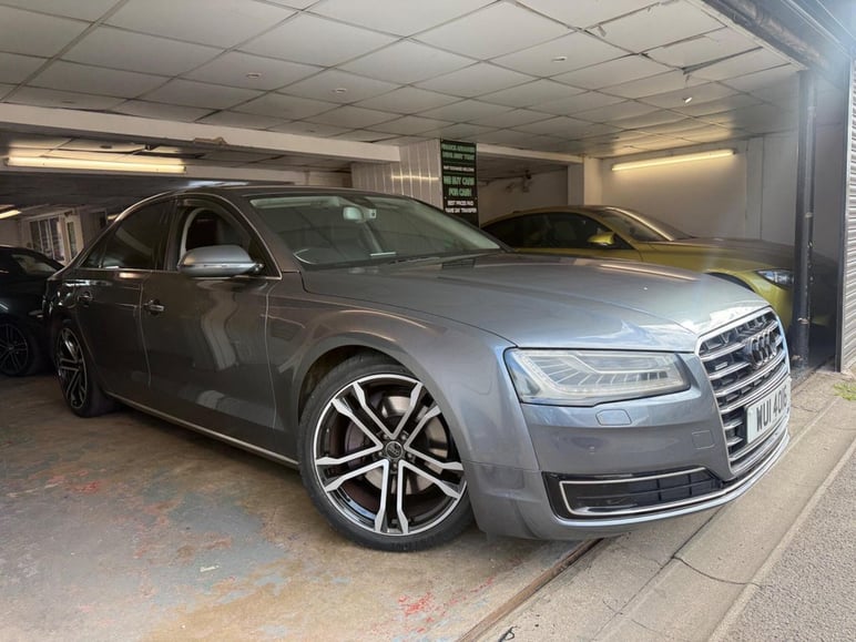 Audi A8