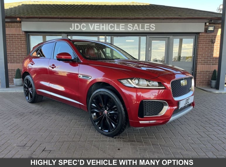 Jaguar F-Pace