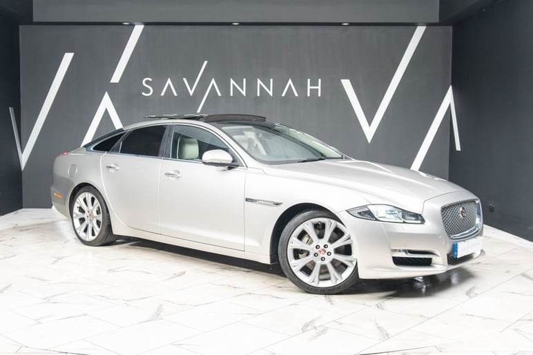 Jaguar Xj