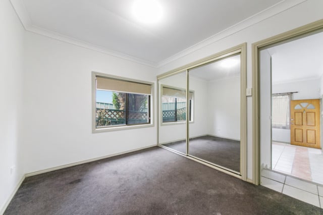2/2 Napier Street, Mays Hill, NSW 2145 Australia