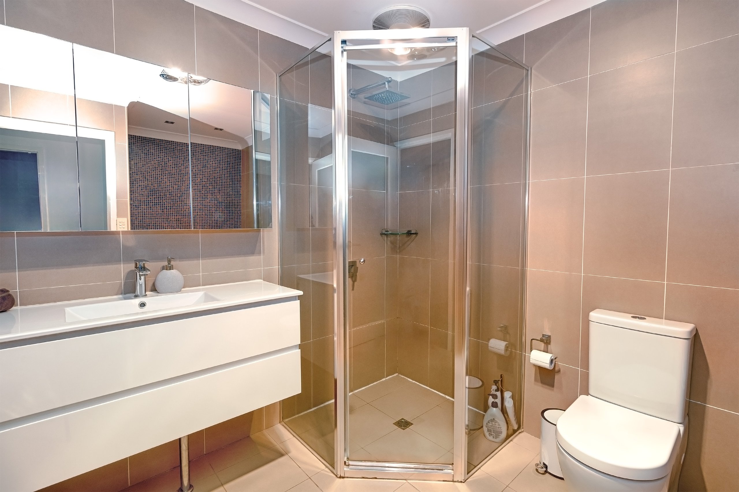 121 Adler Parade, Greystanes, NSW 2145 Australia