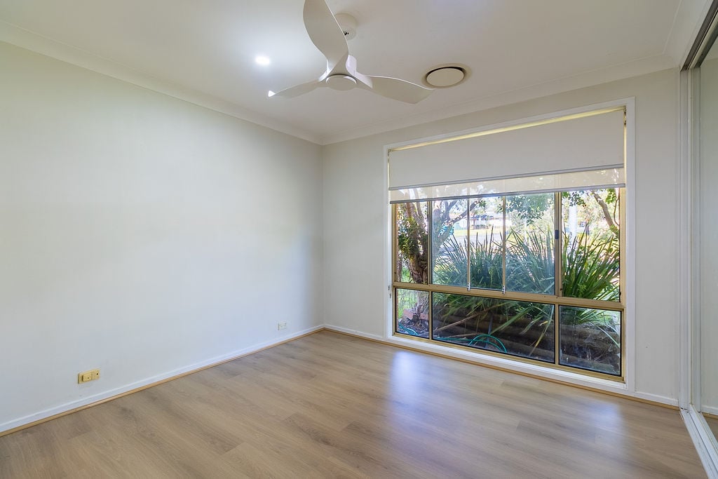 23 Currans Hill Drive, Currans Hill, NSW 2567 Australia