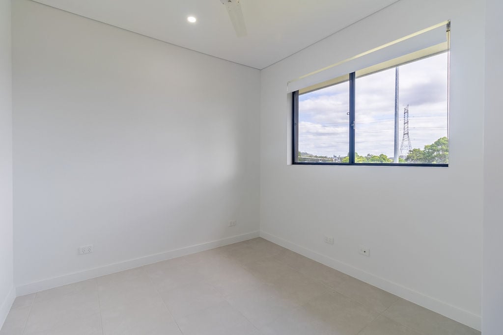 17a Stanham Circuit, Gledswood Hills, NSW 2557 Australia