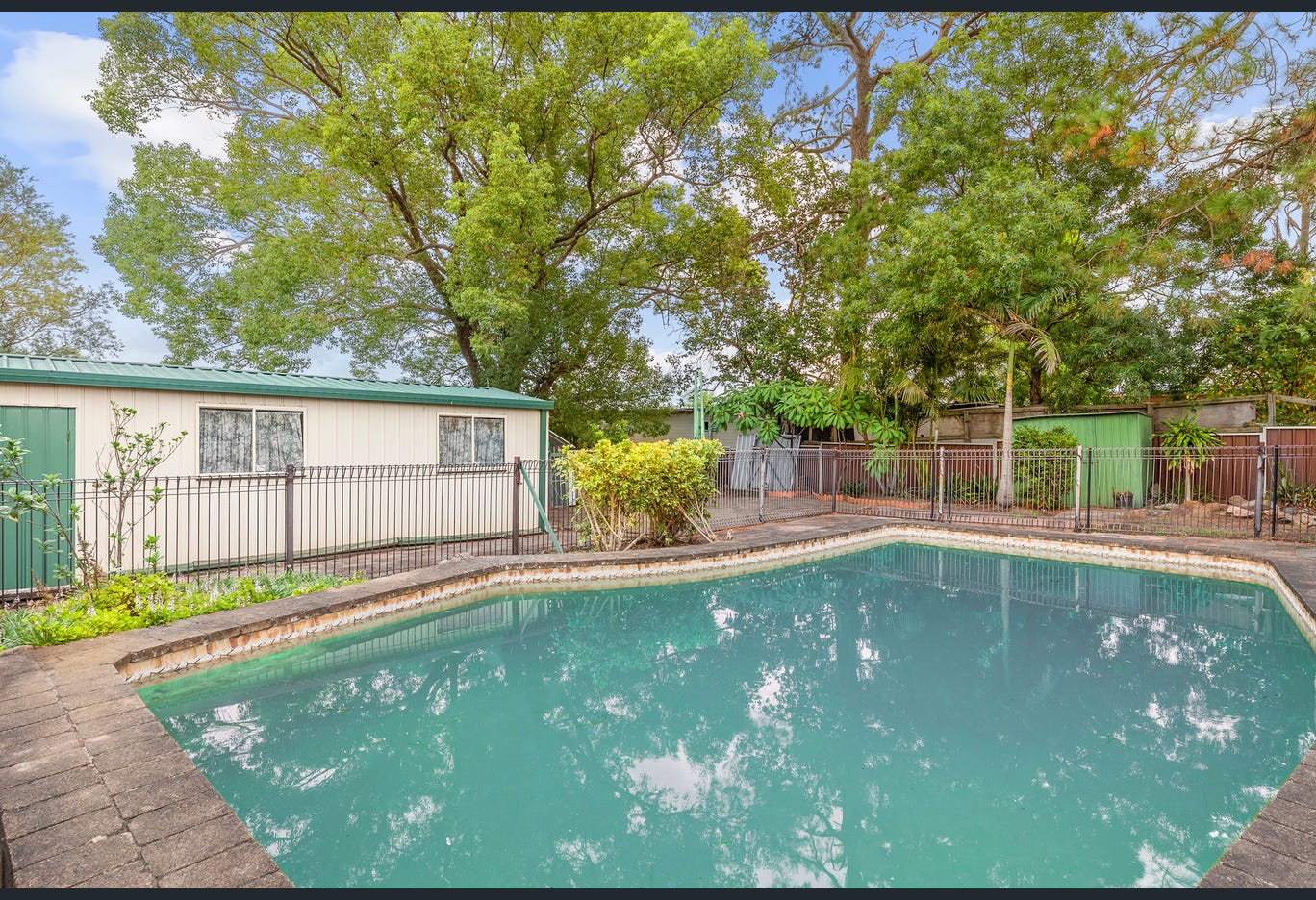 20 Paul Crescent, South Wentworthville, NSW 2145 Australia
