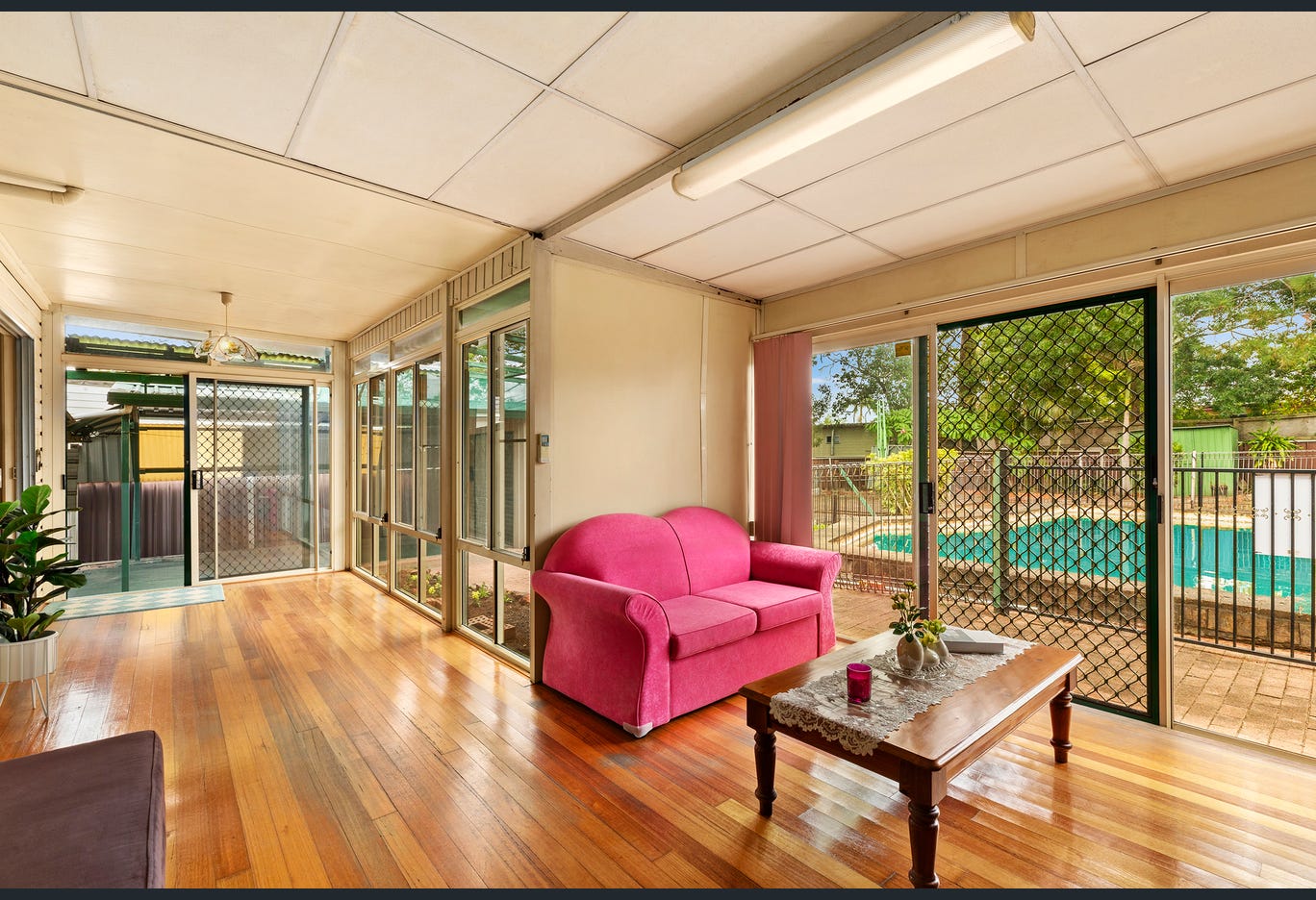 20 Paul Crescent, South Wentworthville, NSW 2145 Australia