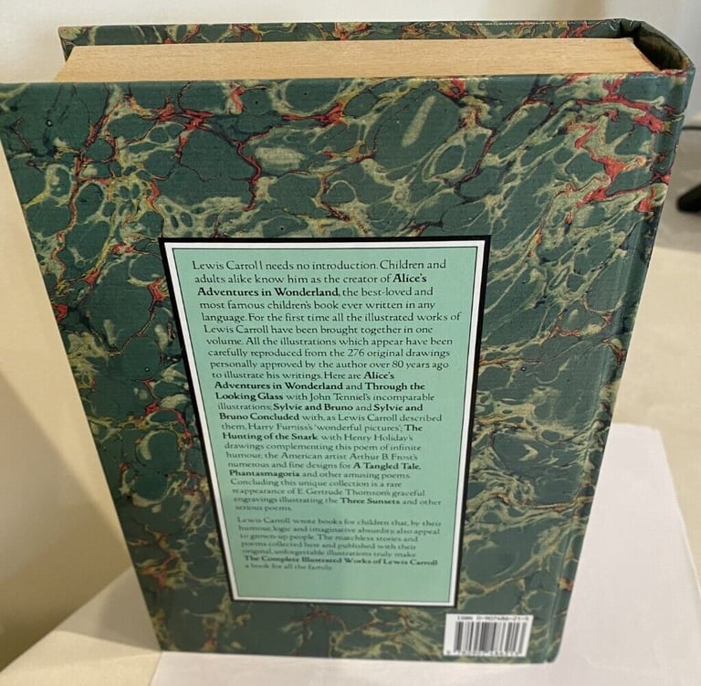 THE COMPLETE ILLUSTRATED WORKS OF LEWIS CARROLL; HARDBACK BOOK; ALICE IN WONDERLAND ,ETC. VGC
