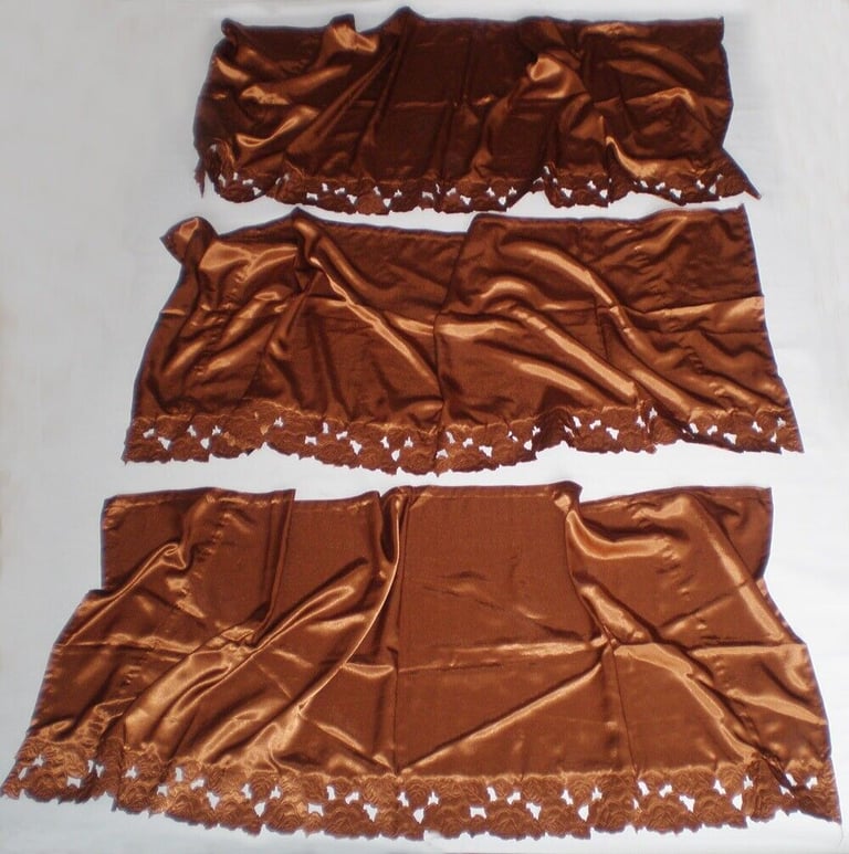 Bedroom set: Throw / Bed Cover for Double Bed, 2 Pillow Covers and 2 +3 Curtains