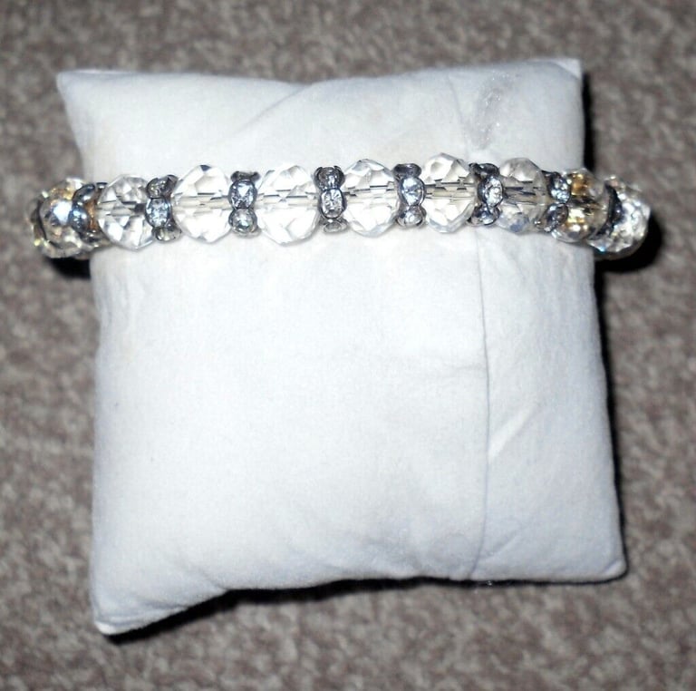 Ladies DIVA Stretch Bracelet Watch
